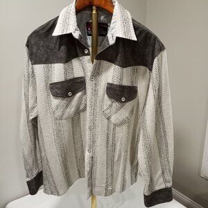 CLASSIC MEN'S WESTERN SYLE SHIRT WITH DARK BROWN YOKE & POCKETS SIZE XL